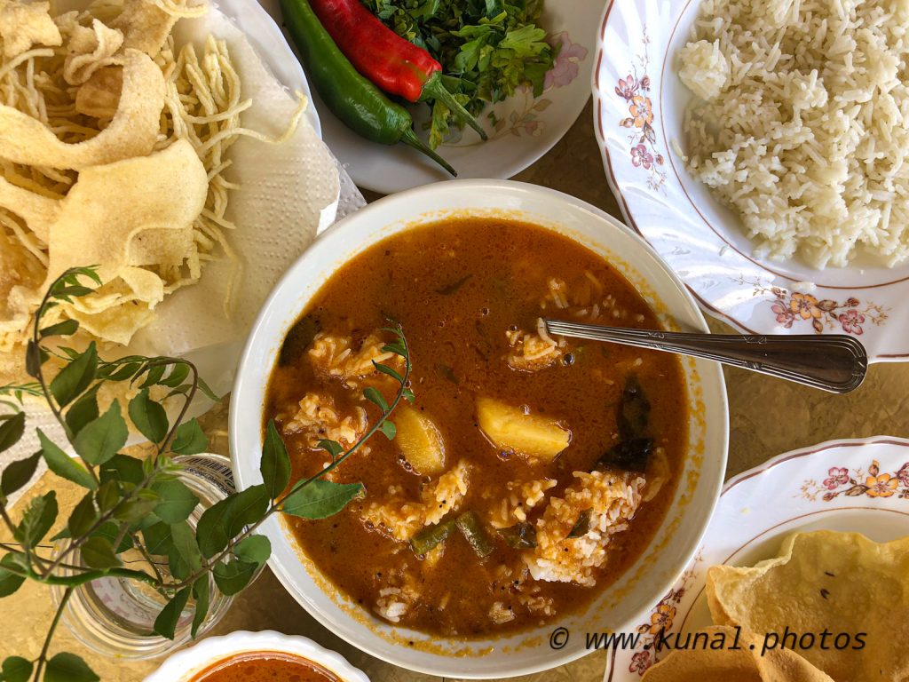 Sindhi Kadi Sindhi food